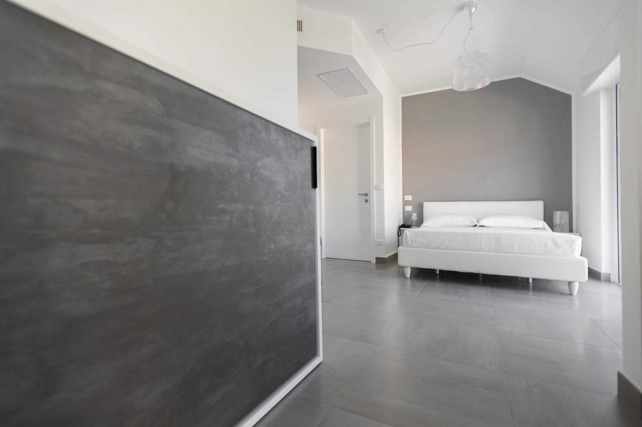 B&B Ligure Rooms Pietra Ligure Exterior photo