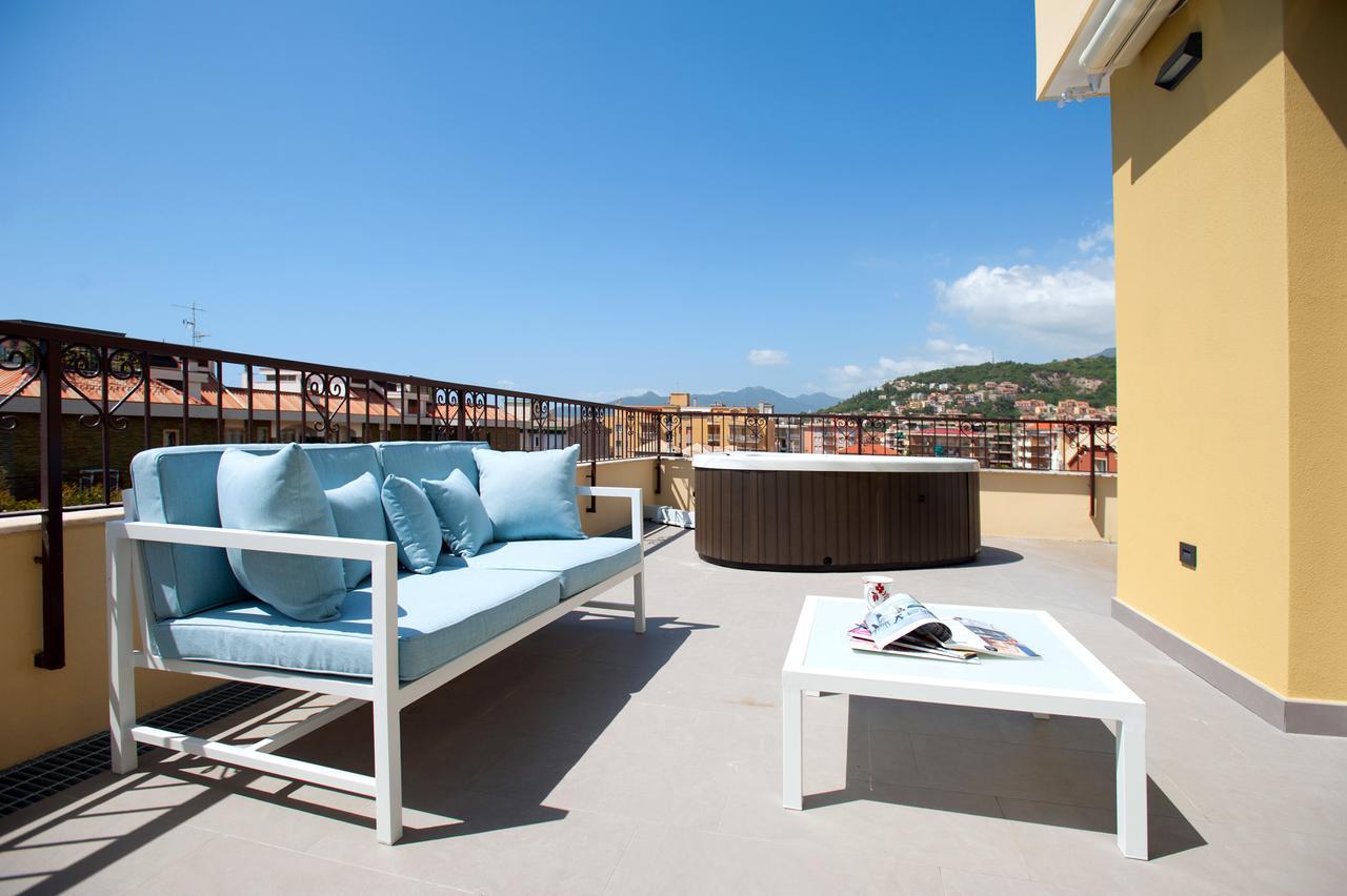 B&B Ligure Rooms Pietra Ligure Exterior photo